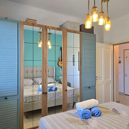 The Coastal Blue 125 Plazhi San Pietro