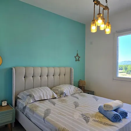 شقة The Coastal Blue 125 Plazhi San Pietro