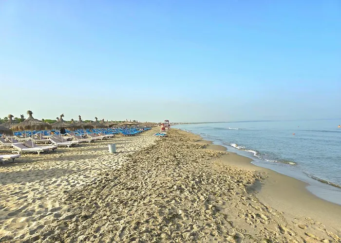The Coastal Blue 125 Apartman *